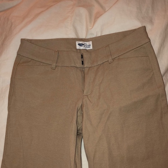 Size - Picture 1 of 2